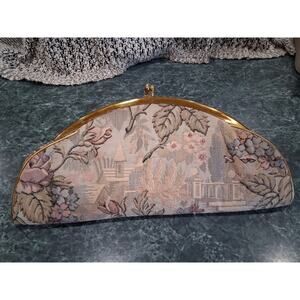 Vtg Garay Floral Tapestry Handbag Purse Bag Clutch Gold Accent Kiss Lock 50s